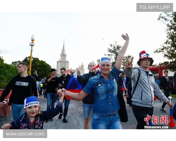 激情燃烧的世界杯现场氛围点燃全球球迷狂欢之夜共同见证荣耀与梦想绽放 - 副本 (3) - 副本