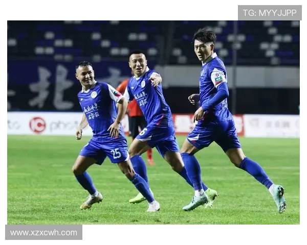 中甲足球赛事精彩纷呈，在线直播带你全程直击比赛激情 - 副本 - 副本 - 副本